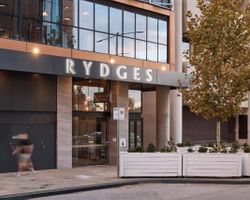 Khách sạn Rydges Perth Kings Square