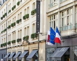 Khách sạn Bel Ami Paris
