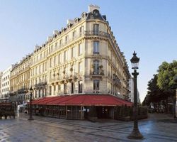 Khách sạn Fouquet&#39;s Barrière Paris