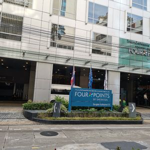 Khách sạn Four Points by Sheraton Bangkok, Sukhumvit 15