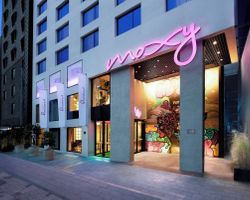 Khách sạn Moxy Seoul Insadong