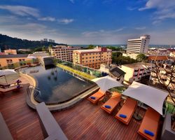 Khách sạn The Sun Xclusive Pattaya