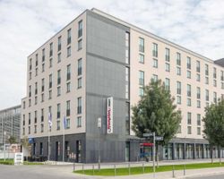 Khách sạn Hampton by Hilton Frankfurt City Centre Messe