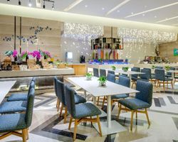 Khách sạn Holiday Inn Express Chengdu Huanhuaxi Thành Đô