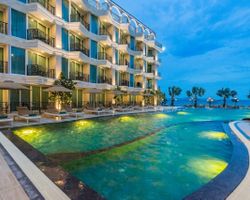 Khách sạn LK Emerald Beach Pattaya