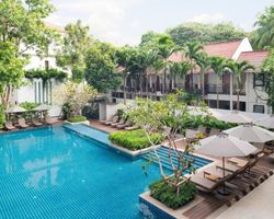 Khu căn hộ Woodlands Suites Serviced Residences Pattaya