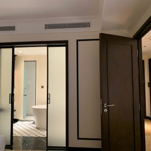 Khách sạn Charmant Suites Cần Thơ