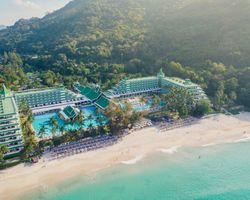 Le Meridien Phuket Beach Resort