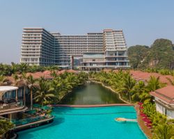 KOI Resort & Residence Đà Nẵng