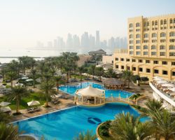 Khách sạn InterContinental Doha Beach & Spa