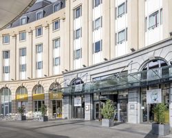 Khách sạn Hilton Brussels Grand Place