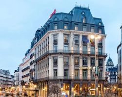 Khách sạn Brussels Marriott Grand Place