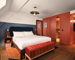 Khách sạn The Hoxton Lloyd Amsterdam