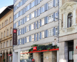 Khách sạn ibis Budapest City