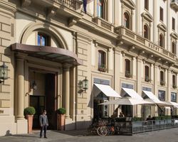 Khách sạn Savoy Florence