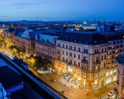 Khách sạn Radisson Blu Beke Budapest