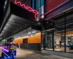 Khách sạn Moxy Bangkok Ratchaprasong