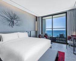 Khách sạn Radisson RED Đà Nẵng