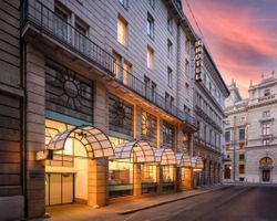 Khách sạn K+K Opera Budapest