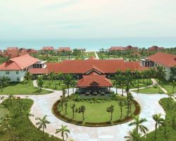 ROBINSON Nam Hội An Resort