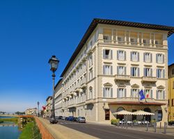 Khách sạn The St. Regis Florence