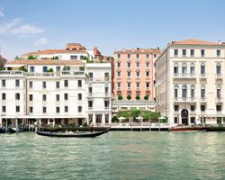 Khách sạn The St. Regis Venice