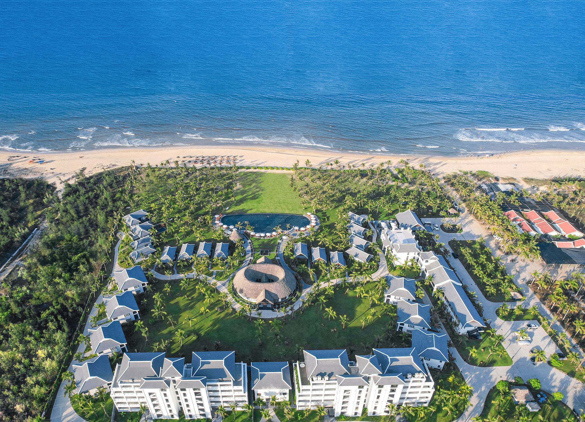 review Bliss Hội An Beach Resort