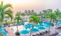 Furama Resort Đà Nẵng - Hồ bơi
