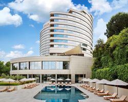 Khách sạn Conrad Istanbul Bosphorus