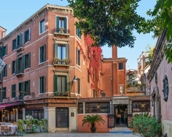 Khách sạn La Fenice et Des Artistes Venice