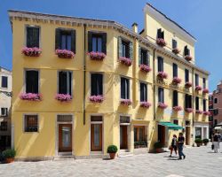 Khách sạn Santa Marina Venice