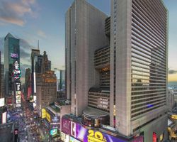 Khách sạn New York Marriott Marquis
