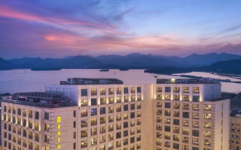 Midtown Shangri-La Hangzhou