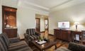 Khu Tây - Family Governor Suite 04 Khách