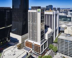 Khách sạn Holiday Inn Express Melbourne Little Collins