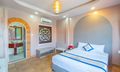 Deluxe Hướng Hồ Bơi 01 Giường Đôi