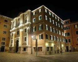 Khách sạn Bucintoro Venice