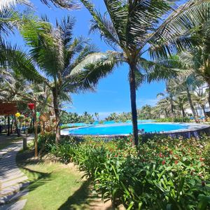 The Empyrean Cam Ranh Beach Resort