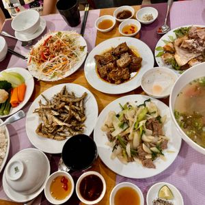 Khách sạn Fivitel Cổng Trời Đông Giang Quảng Nam