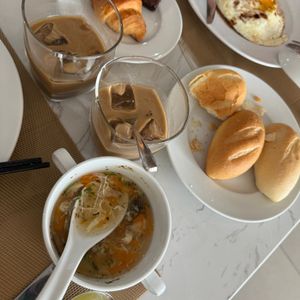 Khách sạn Petro House Vũng Tàu (Mont Caplo cũ)