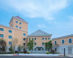 Khách sạn Holiday Inn Express Beijing Badaling Bắc Kinh
