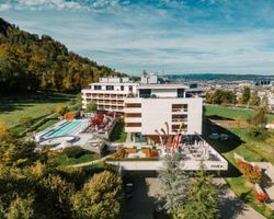 Khách sạn FIVE Zurich