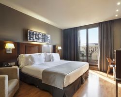 Khách sạn Acta Atrium Palace Barcelona