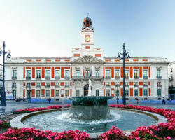 Khách sạn Axel Madrid
