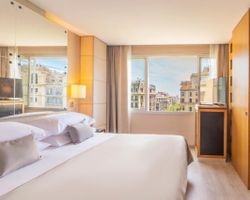 Khách sạn Hesperia Presidente Barcelona