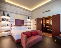 Khách sạn Vincci Mae Barcelona