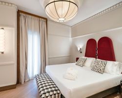 Khách sạn Vincci Soho Madrid