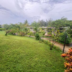 Lazi Beach Resort - Lagi (Mỏm Đá Chim Resort)