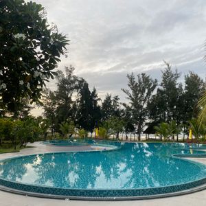 Lazi Beach Resort - Lagi (Mỏm Đá Chim Resort)