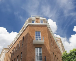 Khách sạn Royal Bissolati Rome